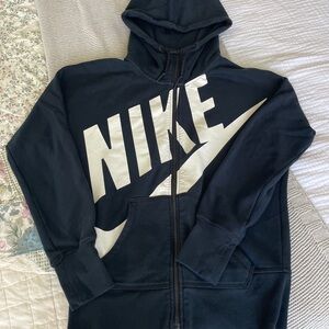 Nike Full-Zip Hoodie – Black with Bold Logo – Size M